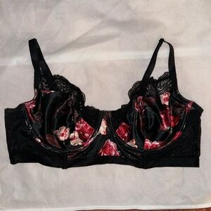 Torrid Curve Floral And Lace Bra Size 1